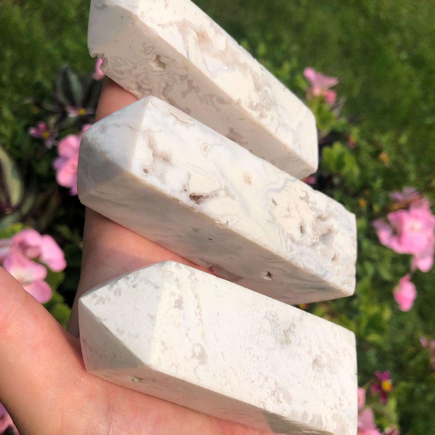 ONE High Grade Snow Agate Tower with Druzy