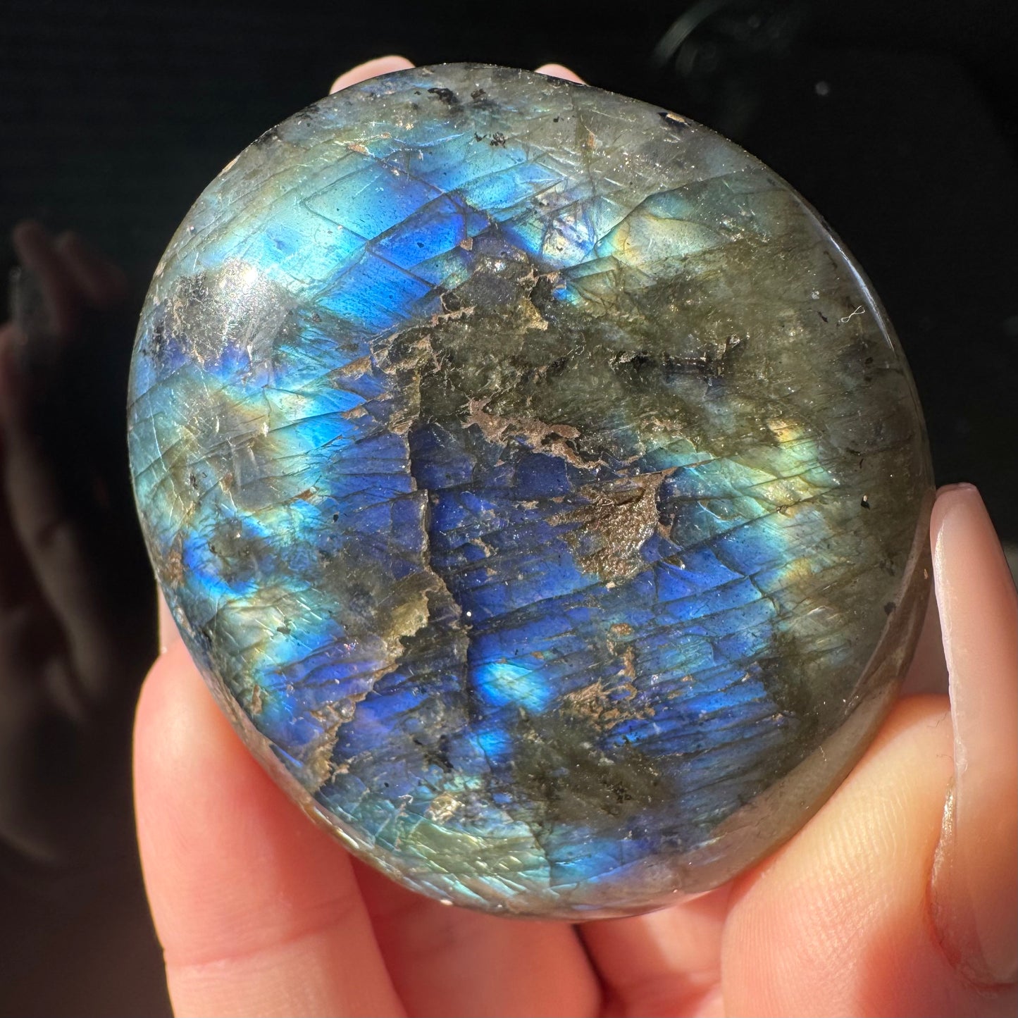 Extra Flashy Labradorite Palmstone