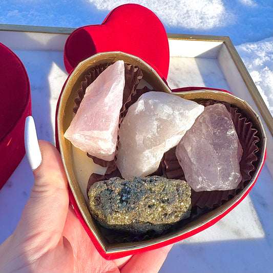 Velvet Heart Valentine Crystal Cluster Gift Set