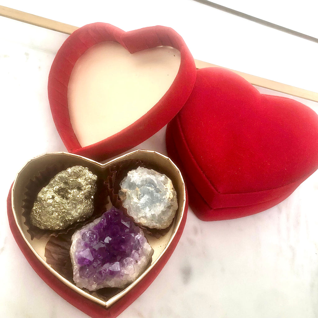 Velvet Heart Valentine Crystal Cluster Box