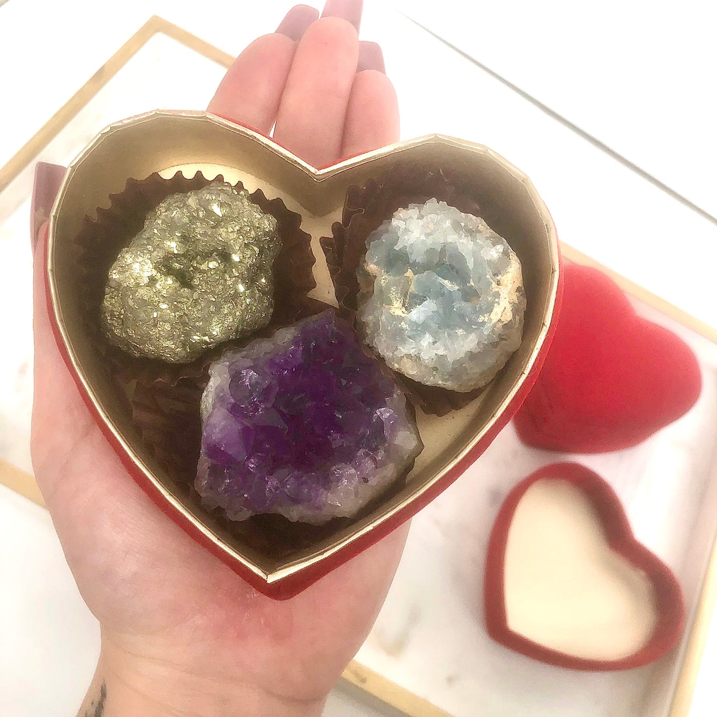 Velvet Heart Valentine Crystal Cluster Box