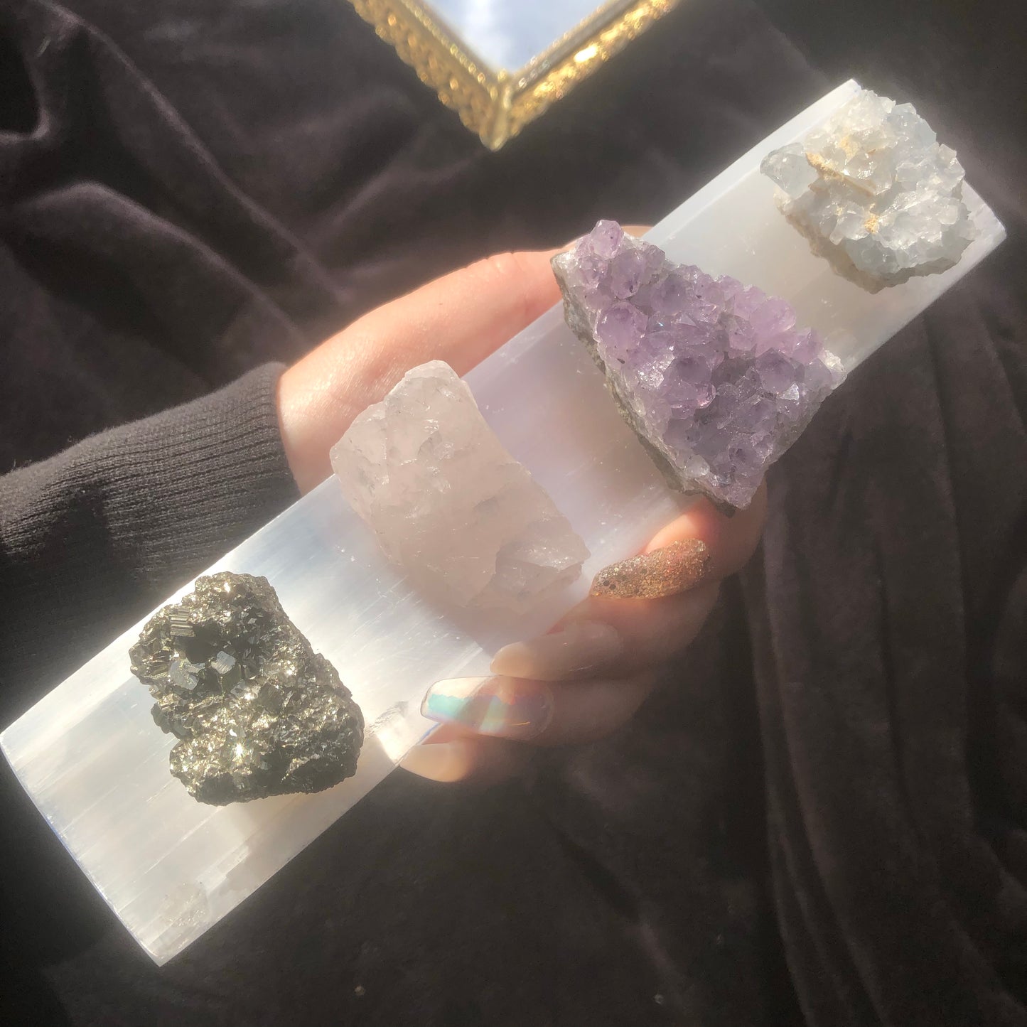 DELUXE Raw Crystal Set on Selenite Charging Plate