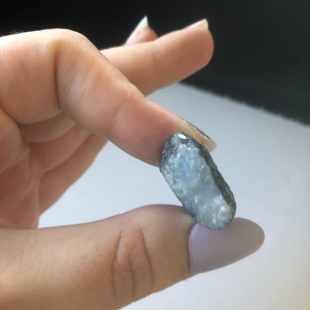 High Grade Extra Flashy Raw Moonstone Crystal